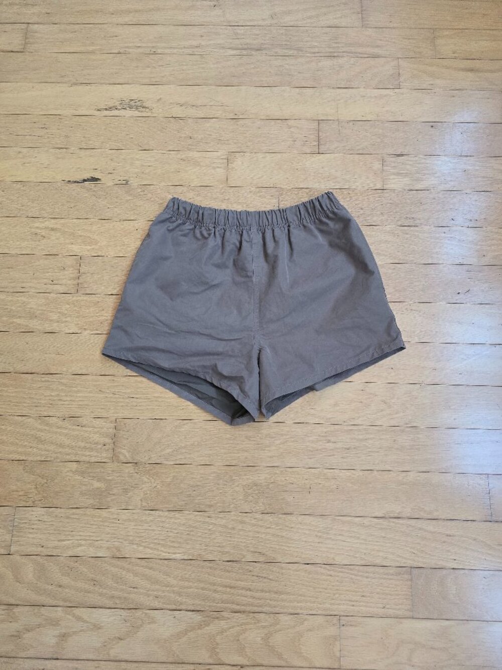 Fear of God Essentials | Volley Taupe Monochrome Nylon Sporty Shorts | WMS XS
